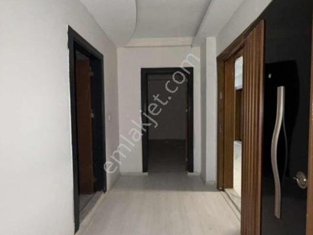 Maraş Cad. Vestel Anadolu Lisesi Yanında Kiralık 2+1 Daire