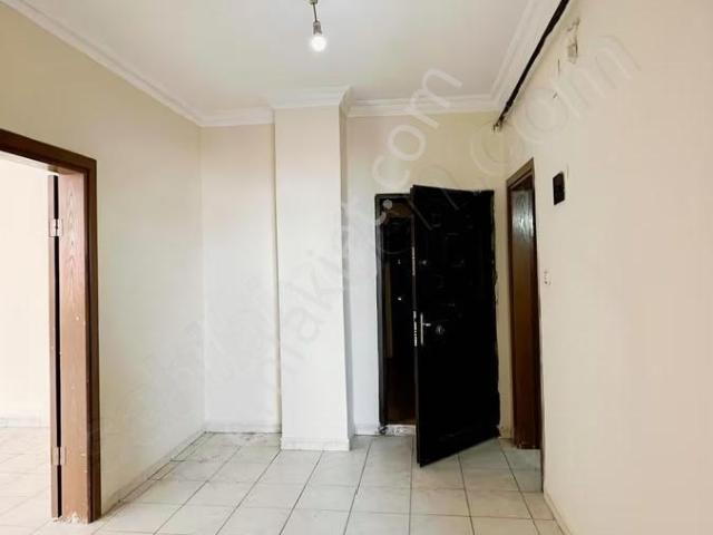 Maraş'ta Odalar İş Merkezinde Satılık 2+0 Daire