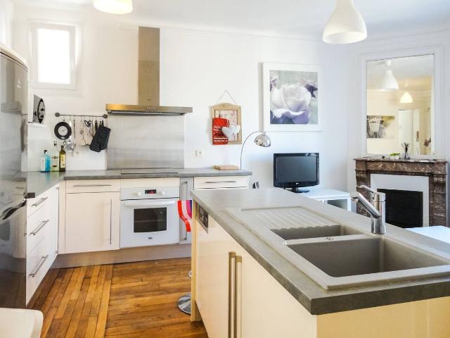 Marais / rue de Turenne 84, Paris Amsterdam Apartments for Rent
