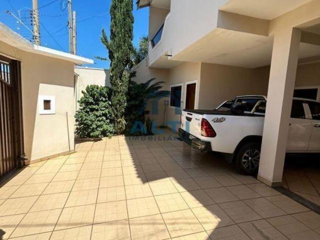 Maravilhosa casa no Alto do Santa Cruz – Venda ou Locação! ✨ 🏡