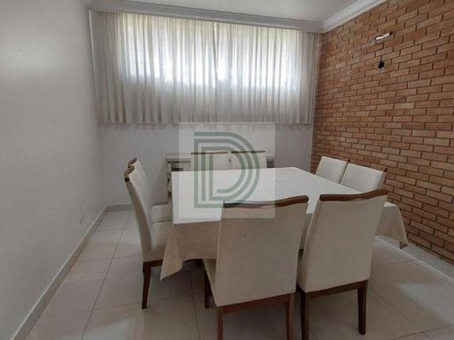 Maravilhosa casa no Alto da Lapa conforto, segurança e excelente localização
