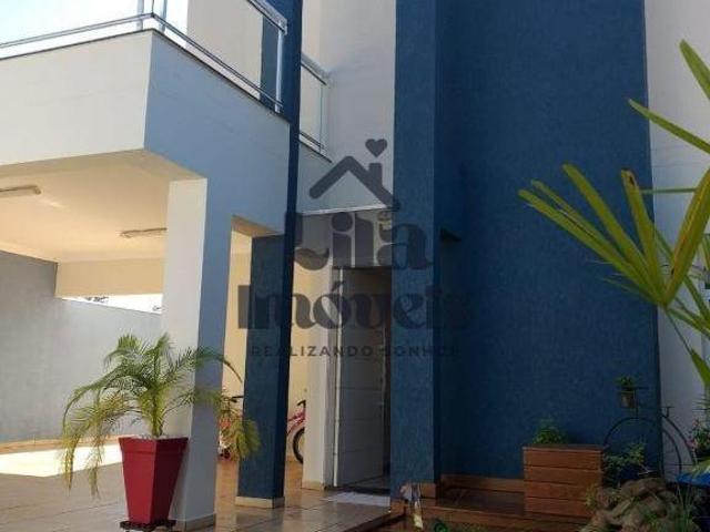 Maravilhosa Casa no Jardim Cacula