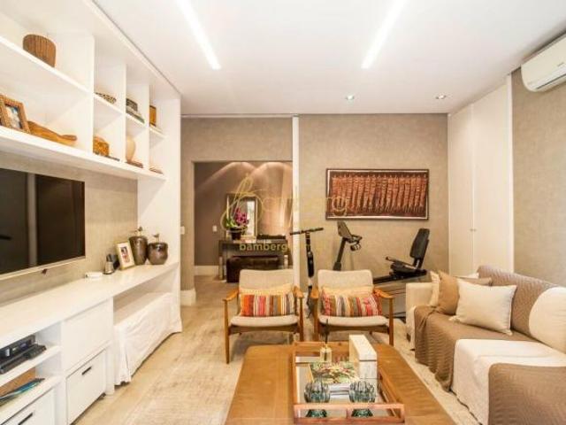 Maravilhosa Casa Com 3 Dormitórios Em Condomínio Fechado no Morumbi. Moderna E Totalmente Reformada