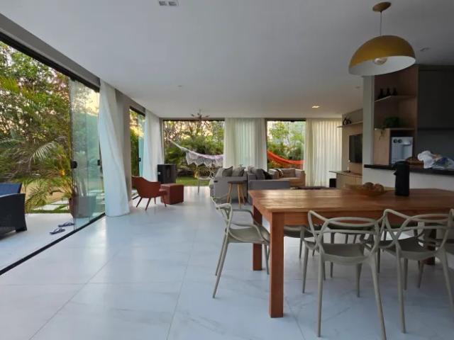 Maravilhosa casa Duplex, Nova, 5 suítes, excelente Acabamento, Mobiliada, Costa do Sauípe, BA