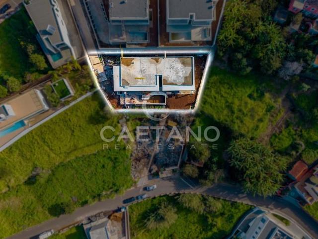 Maravilhosa Moradia Nova V3 Calheta 227m² Calheta