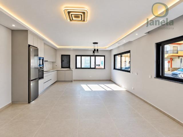 Maravilhosa Moradia Contemporânea em construção, perto do Ho. 160m² Faro Sé e São Pedro