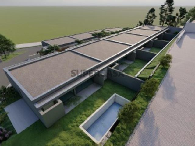 MARAVILHOSA MORADIA V4 COM PISCINA PRIVATIVA INSERIDA EM CONDOMINIO DE LUXO EM PAÇOS DE FERREIRA