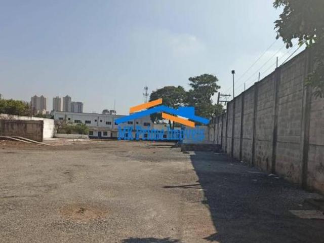 Maravilhoso Terreno Plano 2593m² com 3 Frentes City Bussocaba Osasco