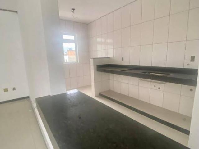 Maravilhoso apartamento de três quartos com suíte no bairro Caiçara
