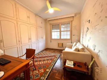 Maravilhoso apto. Alto padrão clássico com 302m² úteis 04 dorm 05 w. C 03 vagas 04 quadras d