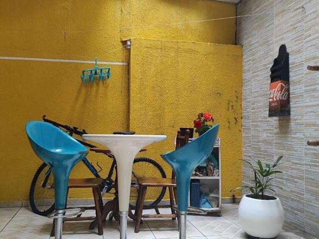 Maravilhoso sobrado no Uberaba com móveis planejados