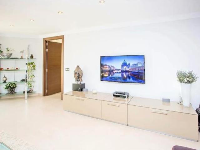 MARAVILLOSA VILLA A ESCASOS METROS DEL MAR EN LINDA VISTA MARBELLA