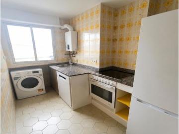 MARAVILLOSA VIVIENDA DE 2 HABITACIONES JUNTO AL CENTRO DE SANTANDER PARA JULIO Y AGOSTO