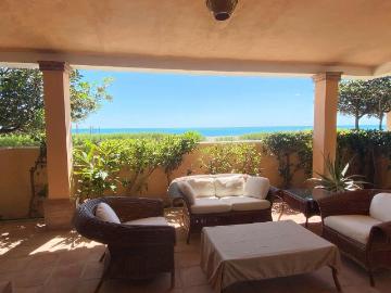 Maravillosa adosada en primera línea de playa en Casares Cos. 153m² Casares