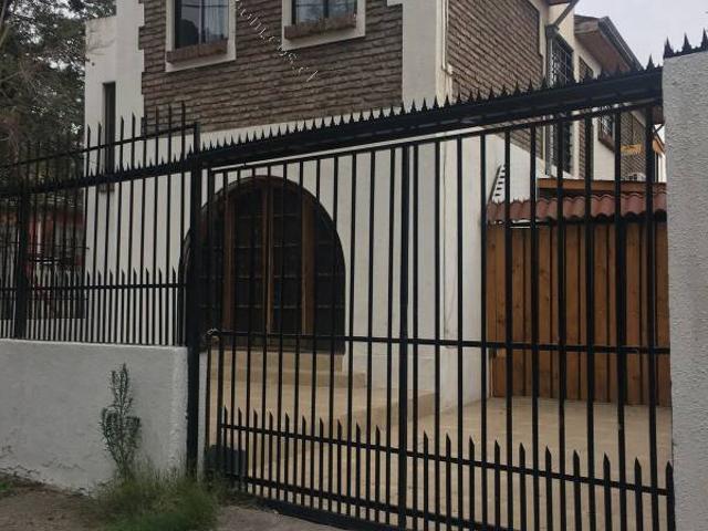 Maravillosa casa a pasos Av. Peru