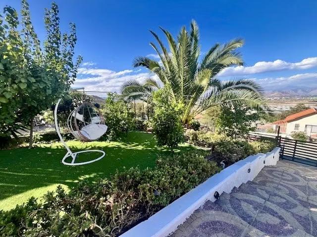 Maravillosa casa en lomas de lo aguirre | 4 dormitorios por 10290.00 en Pudahuel