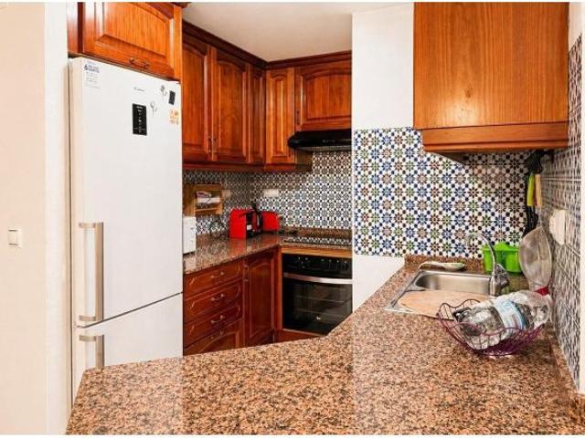 Maravilloso apartamento 93 m2 1.ª planta con 2 balcones, gran piscina comunitaria ¡y a solo 250