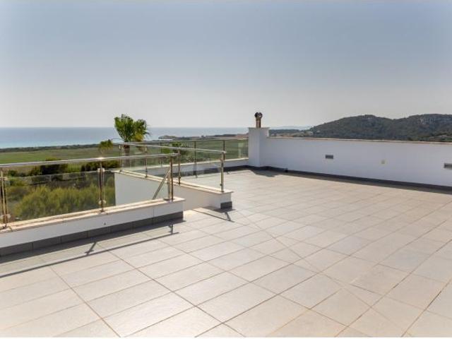 MARAVILLOSO CHALET CON LT Y VISTAS MAR