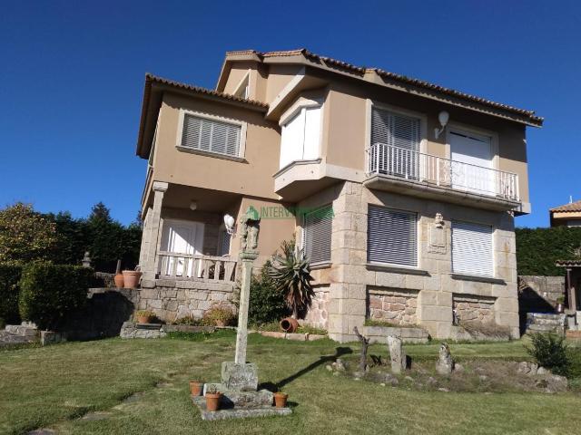 MARAVILLOSO CHALET EN LA URBANIZACIÓN LOS ABETOS ZONA PRIVILEGIADA