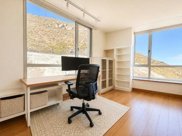 Maravilloso Departamento con vista soñada 1747 | Dormitorios por 20900.00 en Las Condes