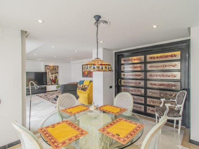Middle Floor Apartment in Marbella