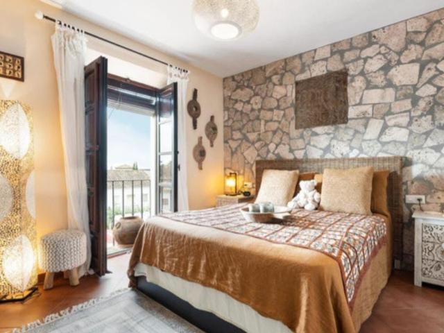 MARBELLA PUERTO BANUS WHOLE HOUSE