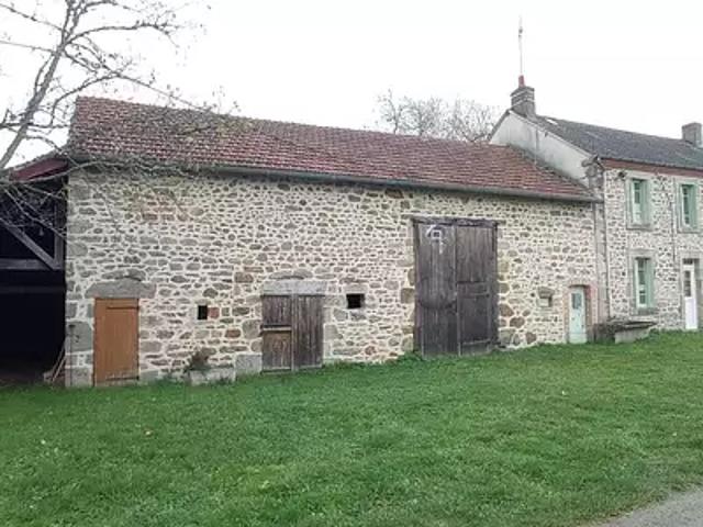Marcillat en Combraille 03420 Achat / Vente maison 3 pièces t3 cave