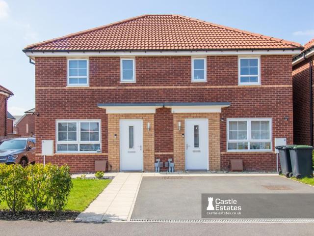Marconi Drive, Beeston, Nottingham, NG9 3 bed semi detached house to rent £1,350 pcm £312 pw