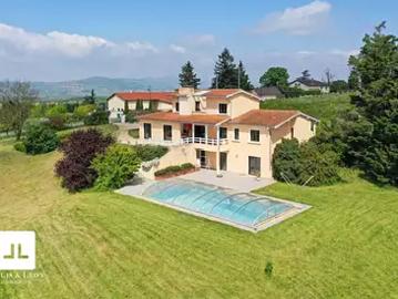 Marcy 69480 Achat / Vente maison 8 pièces t8 piscine