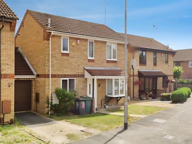 Mardale Gardens, Peterborough PE4, 3 bed property to rent, £1,250 pcm | PrimeLocation