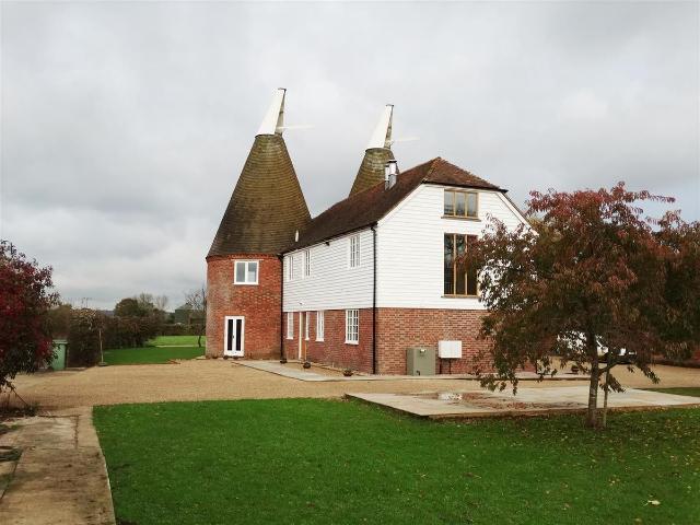Marden, Kent TN12, 5 bed barn conversion to rent, £2,950 pcm | PrimeLocation