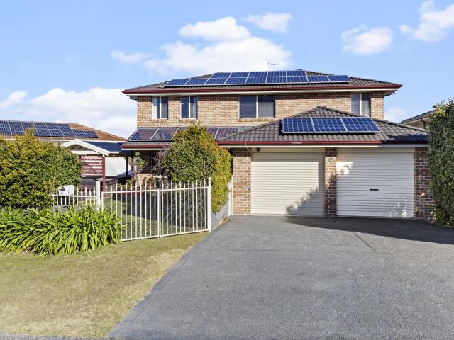 Mardi, 4 Richard Avenue