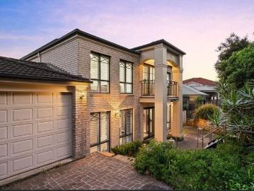 Mardi, 8 Clementine Place