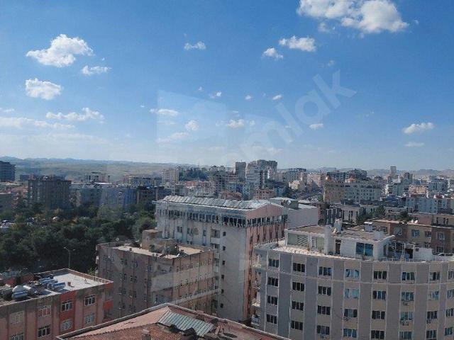 MARDİN SATILIK 2+1 LÜKS DAİRE MERKEZİ YERDE