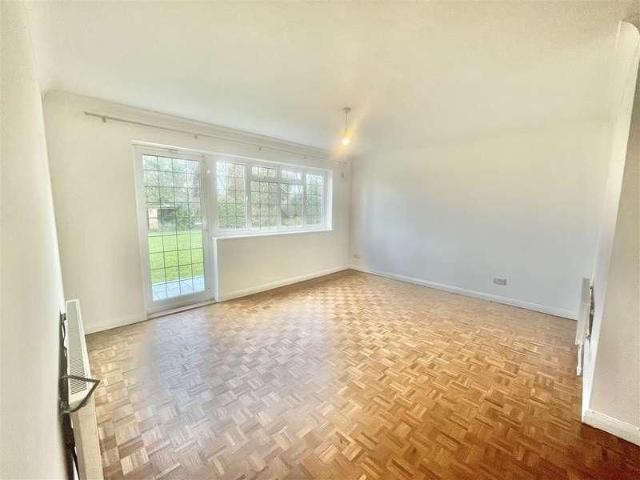 Mardon, Westfield Park, Pinner, HA5
