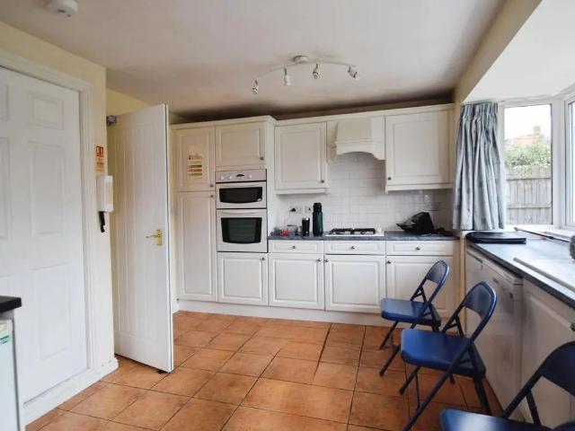 Mardle Street, Norwich NR5, 5 bed detached house to rent, £3,011 pcm | PrimeLocation