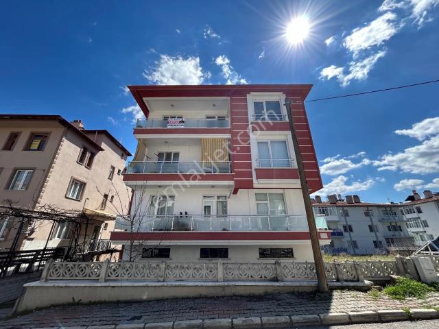 Mareşal'de Güzel Konumlu Bakımlı 3+1 Kiralık Daire