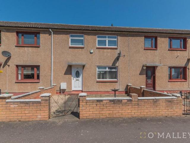 Maree Court, Alloa 3 bed terraced house to rent £700 pcm £162 pw