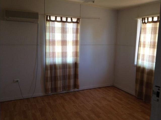 Mareeba Home with Ample Space