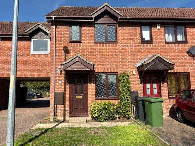 Margaret Reeve Close, Wymondham. 2 bed terraced house to rent £950 pcm £219 pw