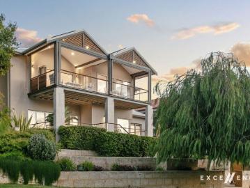 A Margaret River Oceanorama In City Beach!