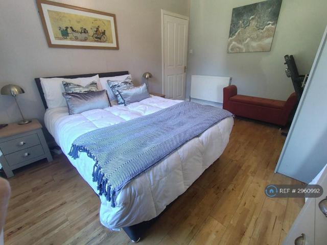 Margaret St, Gourock, PA19 1 bed in a flat share to rent £595 pcm £137 pw