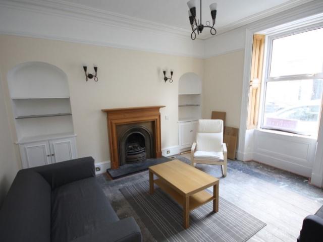Margaret Street, City Centre, Aberdeen AB10, 2 bed flat to rent, £700 pcm | PrimeLocation