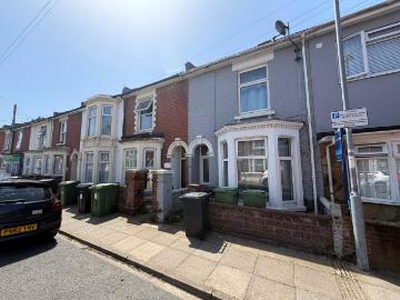 Margate Road, Southsea PO5 4 bed terraced house to rent £1,850 pcm £427 pw