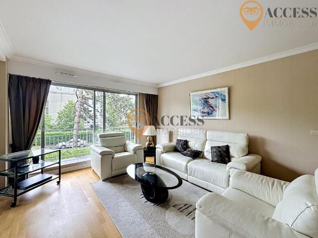 MARGENCY Appartement avec cave, balcon et parking