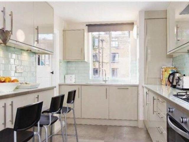 Margery Street 4 bed flat to rent £5,920 pcm £1,366 pw