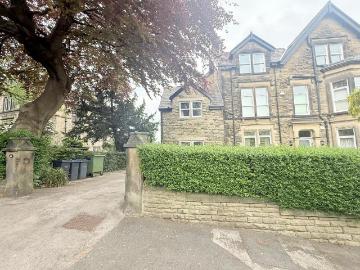 Ben Rhydding Ilkley - Equipped kitchen