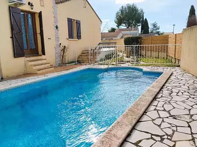 Marguerittes 30320 Achat / Vente maison 6 pièces t6 piscine
