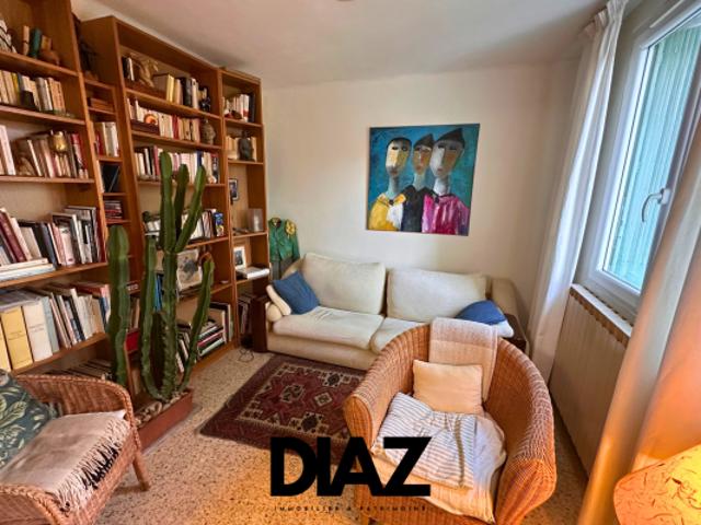 MARGUERITTES Maison individuelle avec jardin, appartement