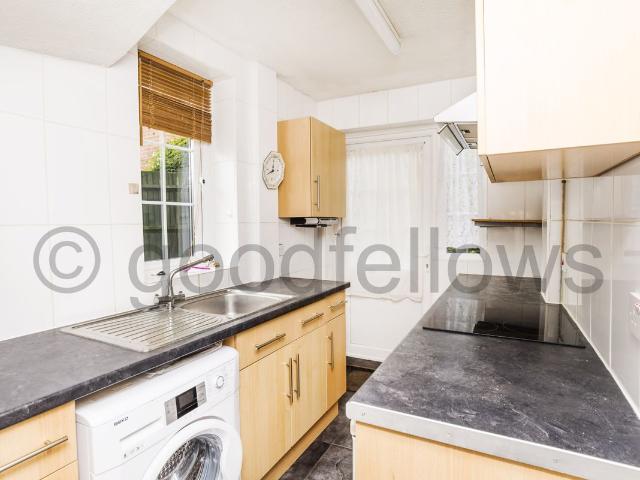 Marham Gardens, Morden, Surrey SM4, 3 bed detached house to rent, £2,350 pcm | PrimeLocation